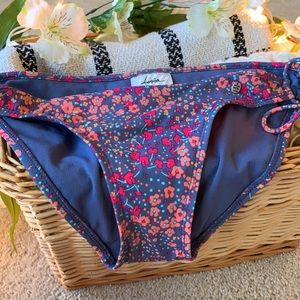Floral bikini bottoms